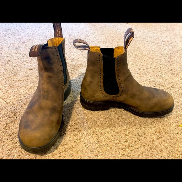 Blundstone Shoes - #1351 woman’s originals high top boots- rustic brown